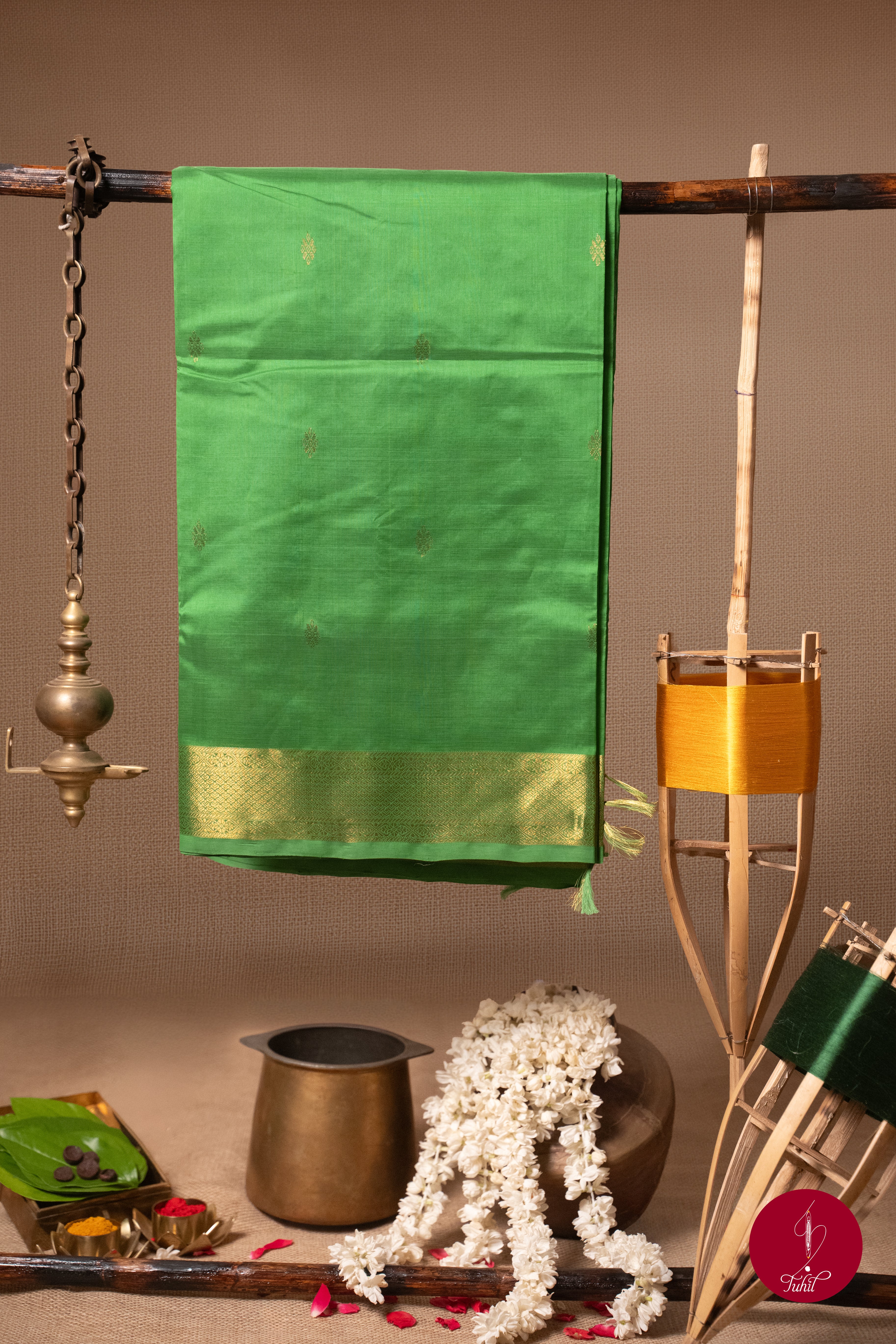 Kanchipuram Silk Cotton Saree - Parrot Green