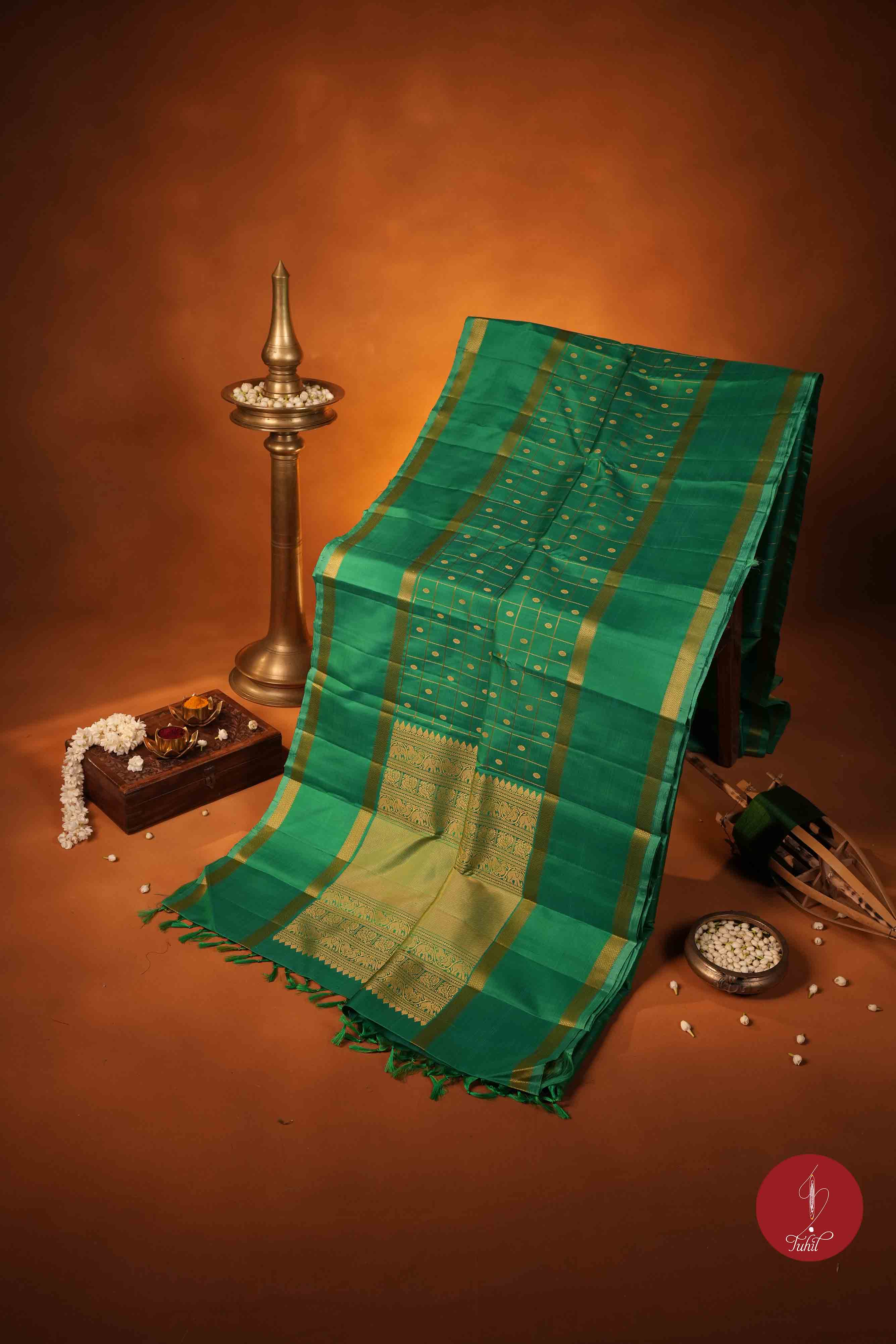 Pure Silk Pure Zari Handloom Kanchipuram Saree - Light Forest Green with Dull Gold