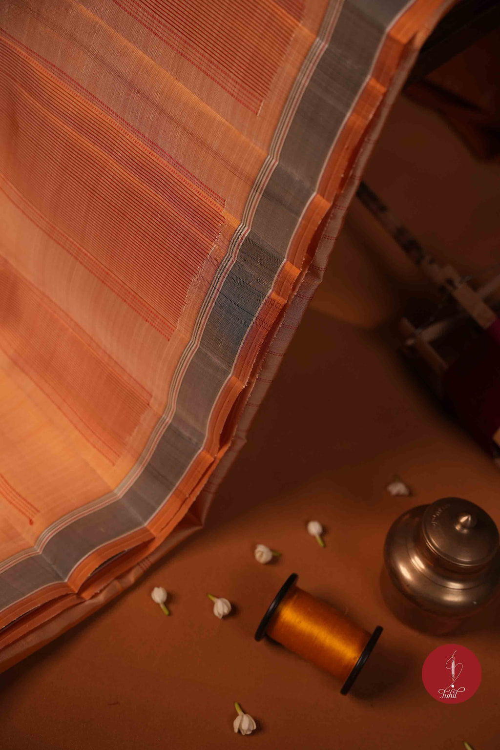 Pure Silk Pure Zari Handloom Kanchipuram Saree - Light Apricot Muthu Kattam