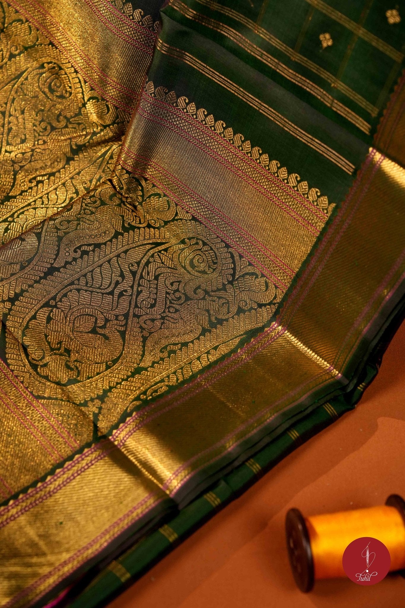 Pure Silk Pure Zari Handloom Kanchipuram Saree - Bottle Green Kattam Buta - House of Tuhil