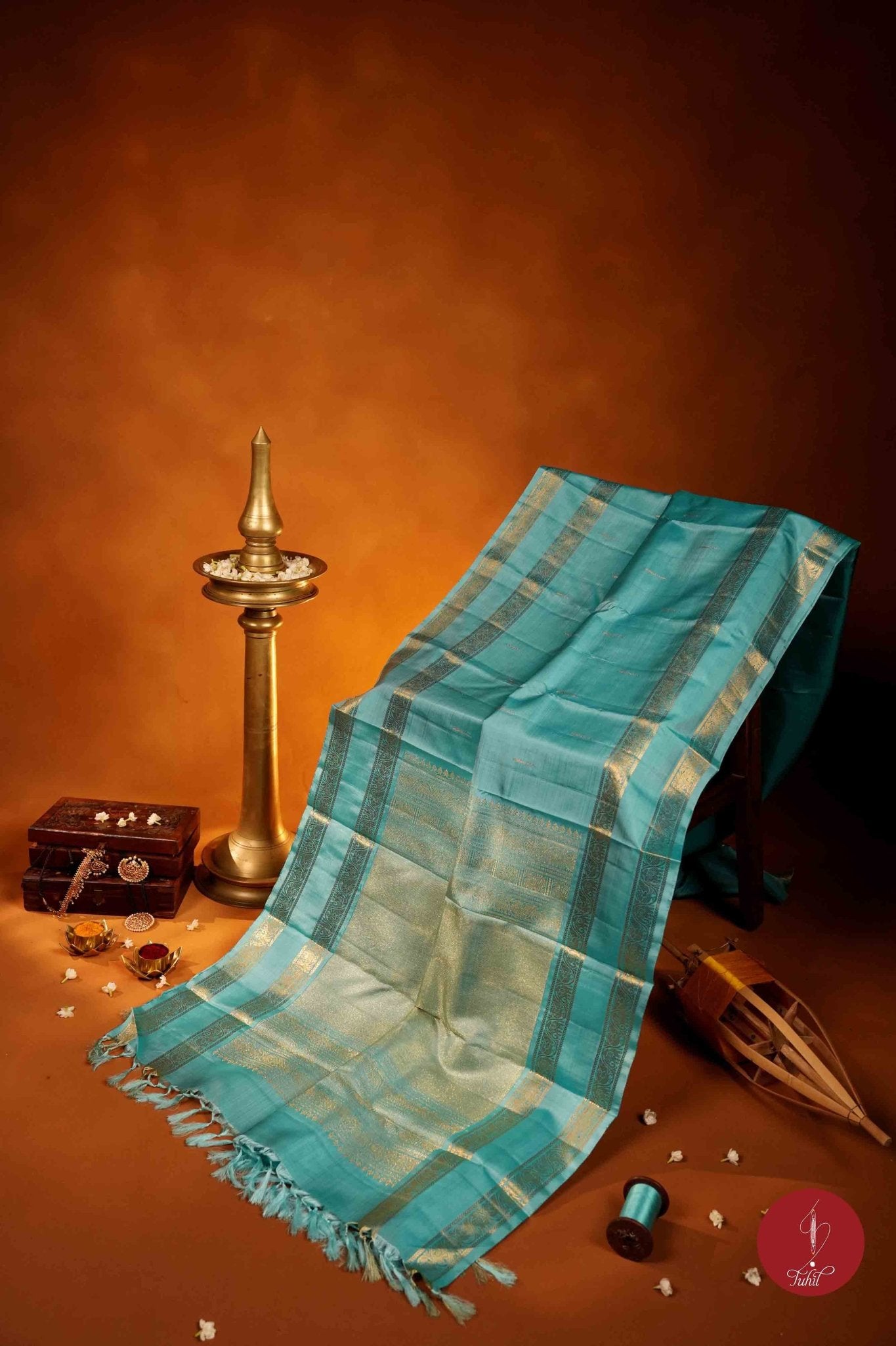 Pure Silk Pure Zari Handloom Kanchipuram Saree - Sky Blue shot with Sage Green - House of Tuhil