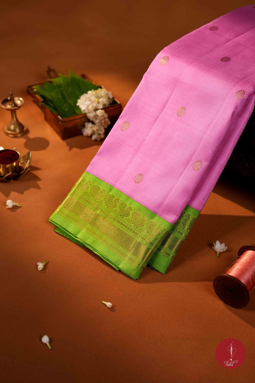 Pure Silk Pure Zari Handloom Kanchipuram Saree - Tamarai Pink with Parrot Green - House of Tuhil